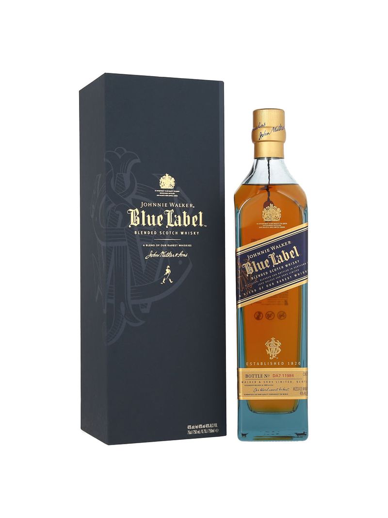 Botella-de-Whisky-Johnnie-Walker-Blue-Label-750-ml-blended-scotch-con-sabor-intenso-a-frutas-secas-y-notas-de-canela-ideal-para-quienes-buscan-un-whisky-escoces-premium-elegante-y-sofisticado-disponible-en-Bodegas-Alianza-comparable-con-Macallan-18-o-Chivas-Regal-25.
