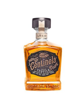 Tequila Centinela Añejo 750 ml