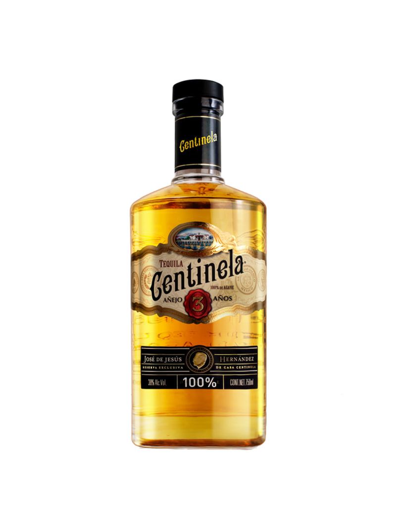 Tequila-Centinela-Añejo-3-Años-750-ml-Bodegas-Alianza