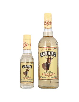Tequila Cabrito Reposado 950 ml c/pachita 250 ml