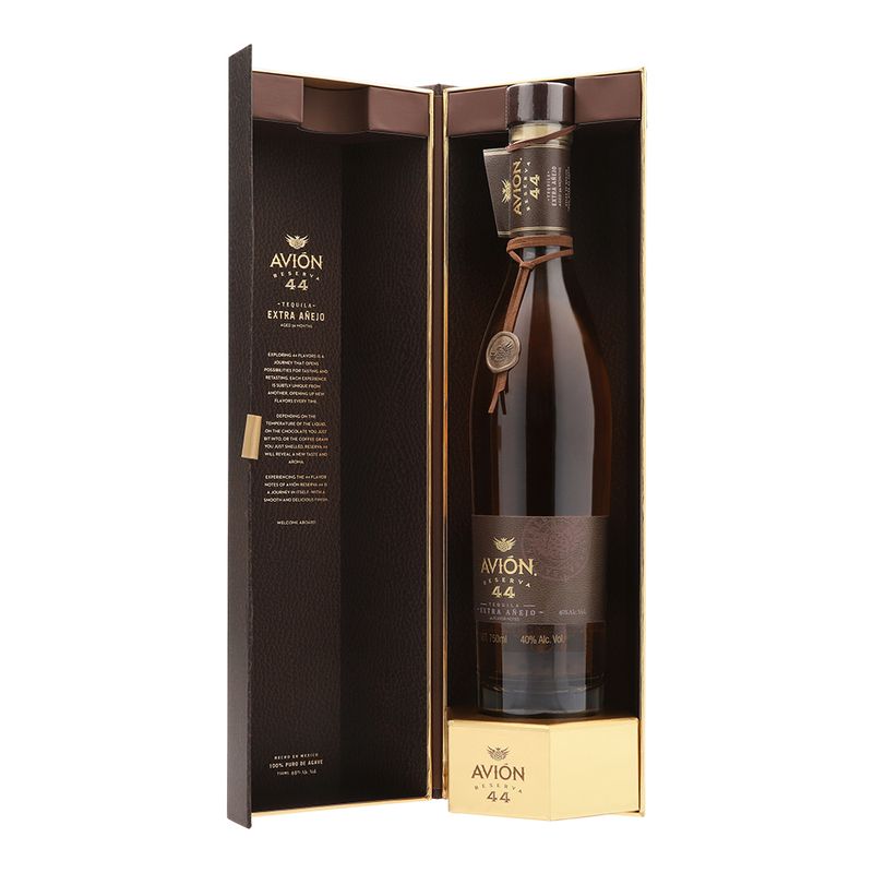 Tequila-Avion-Reserva-44-Extra-Añejo-750-ml