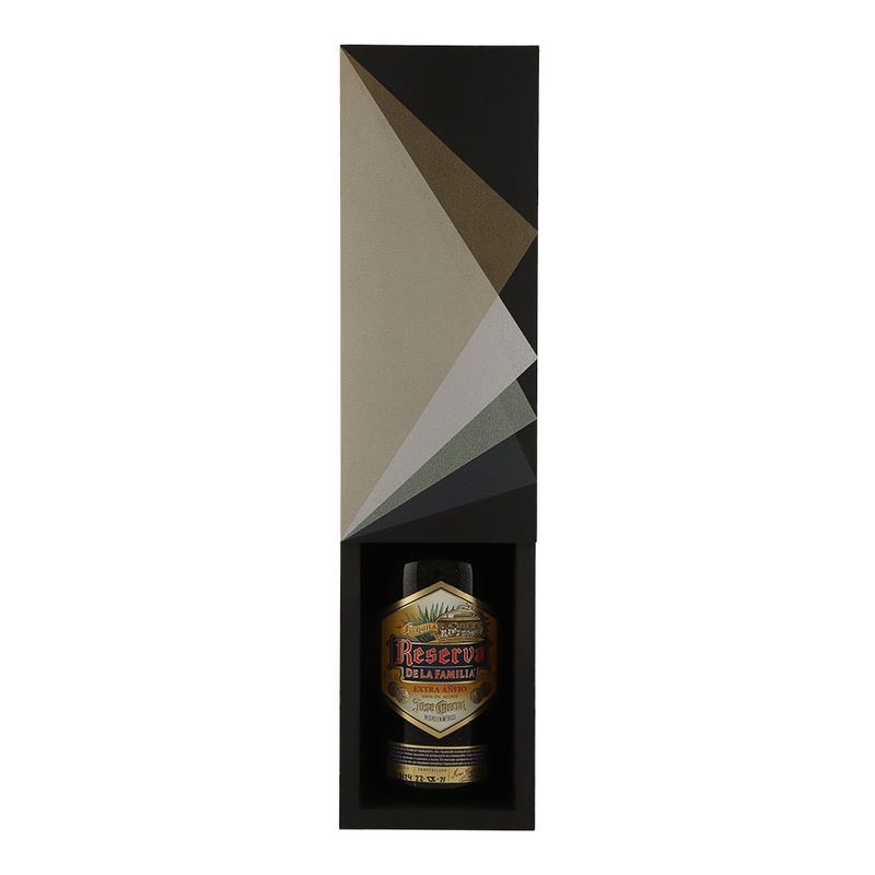 Tequila-Rva-La-Familia-Extra-Añejo-Coleccion-2020-750-ml