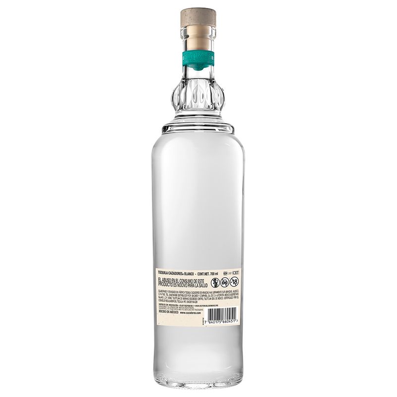 Tequila-Cazadores-Blanco-700-ml