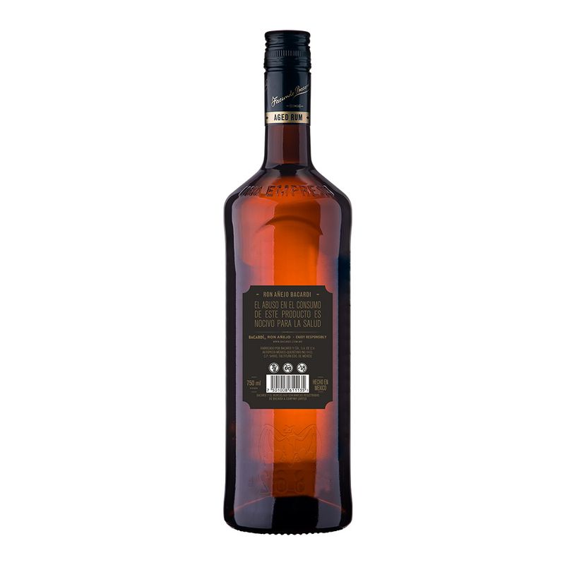 Ron-Bacardi-Añejo-750-ml