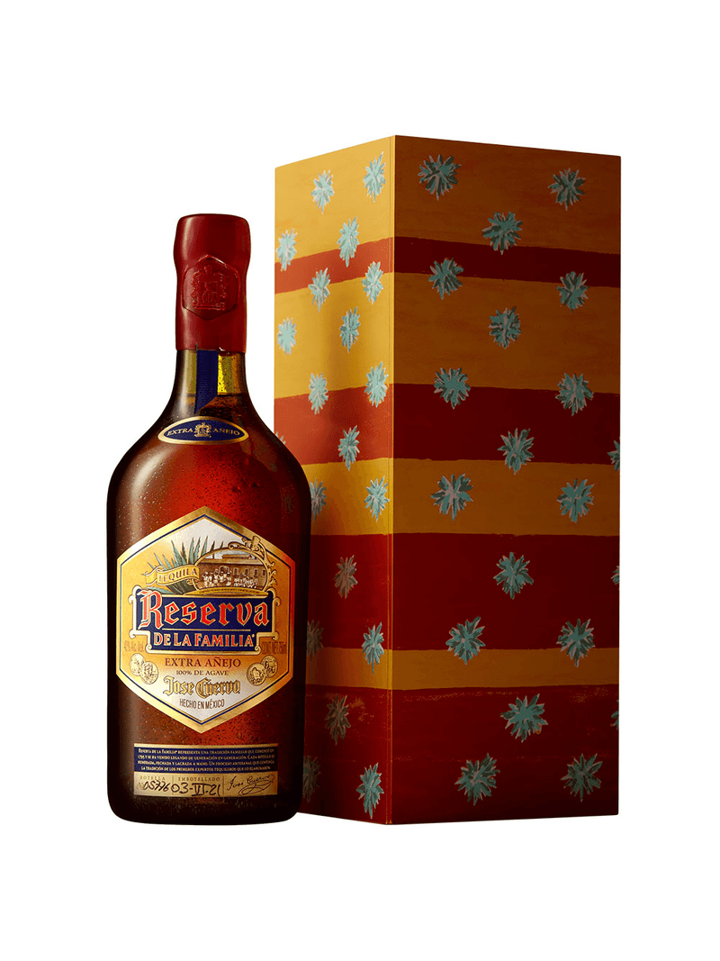 Tequila-Rva-La-Familia-Extra-Añejo-2024-Ana-Pellicer-750ml