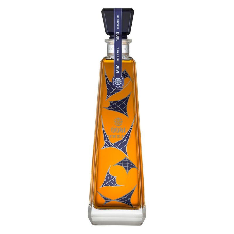 Tequila-1800-Milenio-Ext-Añejo-Hector-Zamora-700-ml